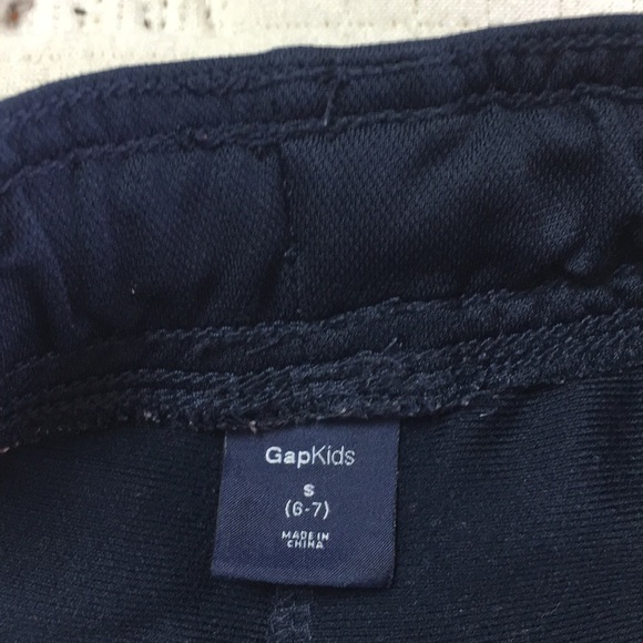 ✅Boys GAP Shorts size S 6-7Y - Picture 4 of 4